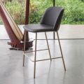 Taburete con base de metal y asiento de piel sintética Made in Italy - Ivy
