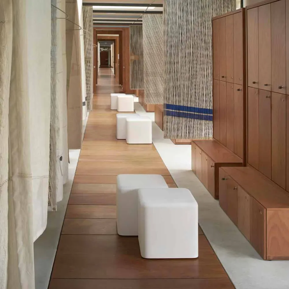 Taburete cúbico de poliuretano blando Slide Soft Cube diseñado en Italia Viadurini