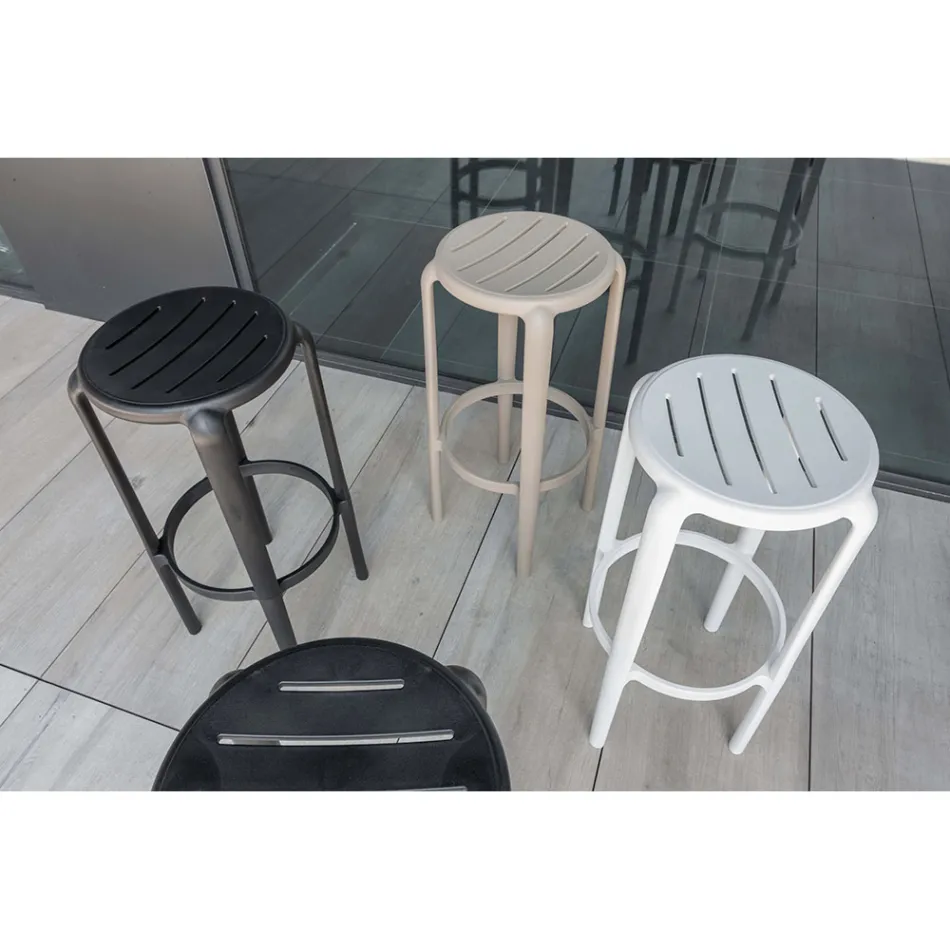 Taburete de Polipropileno Reforzado con Fibra de Vidrio en Diferentes Colores - Neev Viadurini