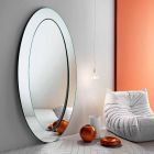 Espejo ovalado moderno con marco inclinado Hecho en Italia - Salamina Viadurini