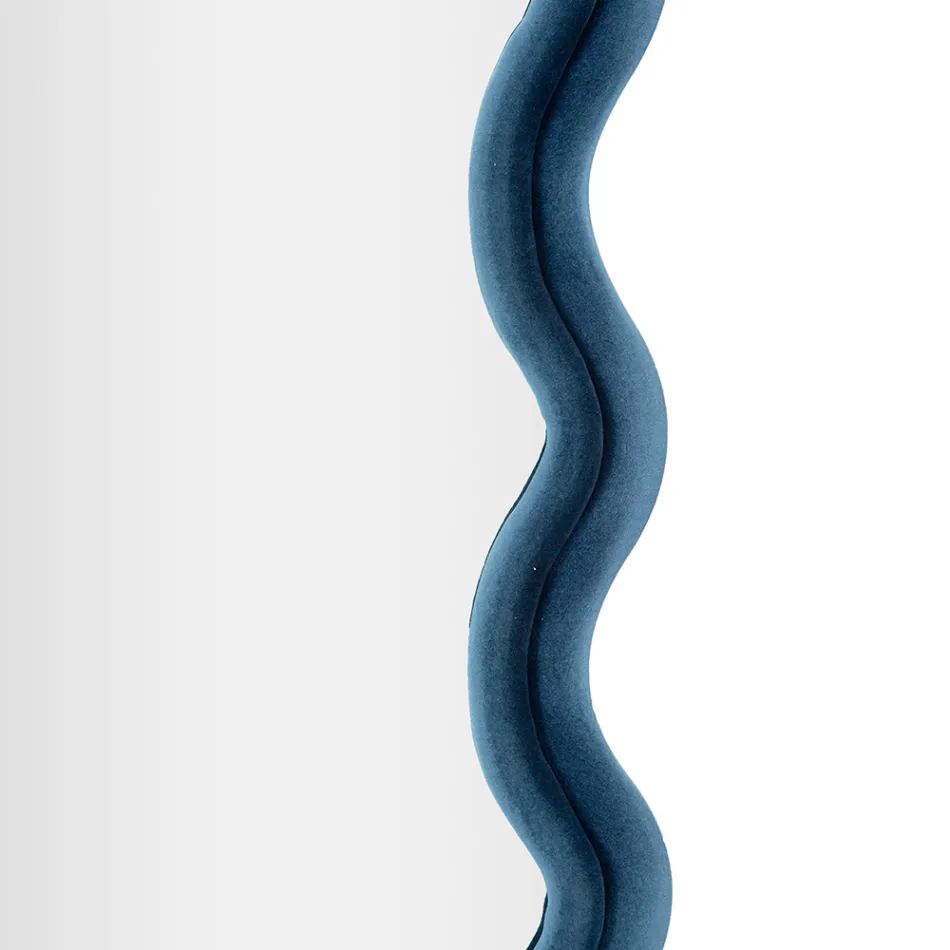 Espejo de pared en MDF revestido en terciopelo con líneas onduladas - Sheldon Viadurini