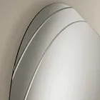 Espejo de cristal con grabados en dos tamaños y colores, fabricado en Italia - Vela Viadurini