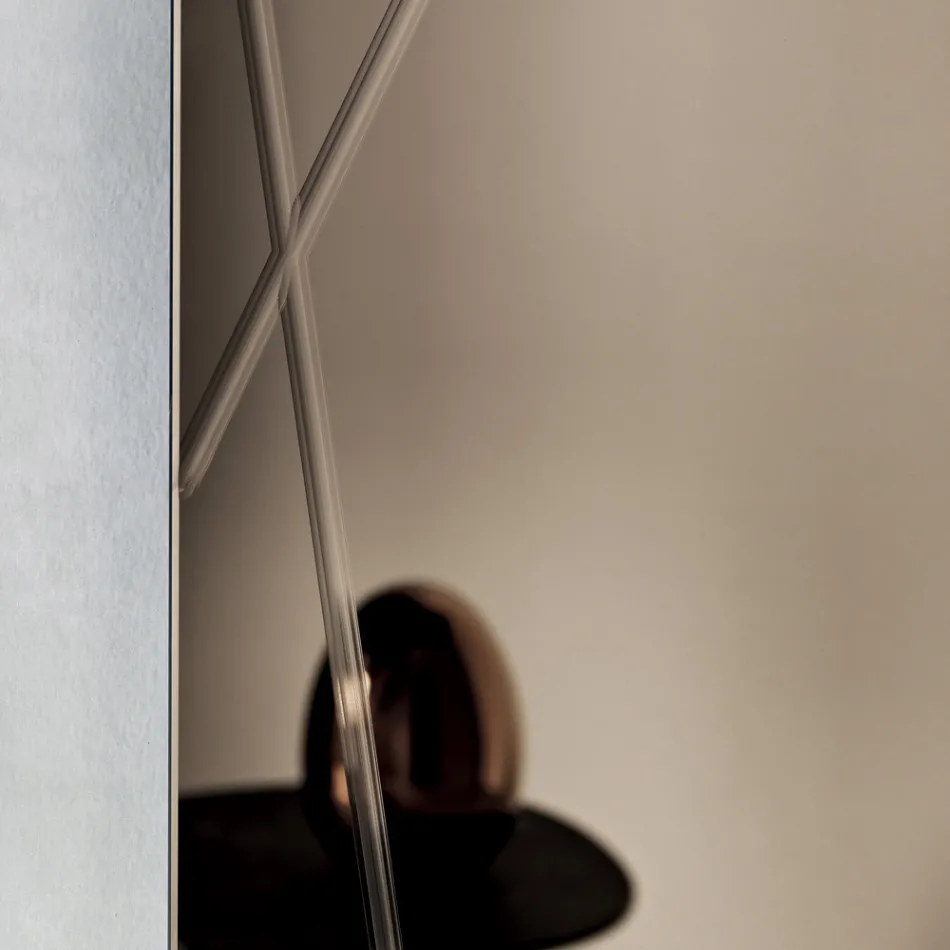 Espejo rectangular con grabados láser, fabricado en Italia - Alberta Viadurini