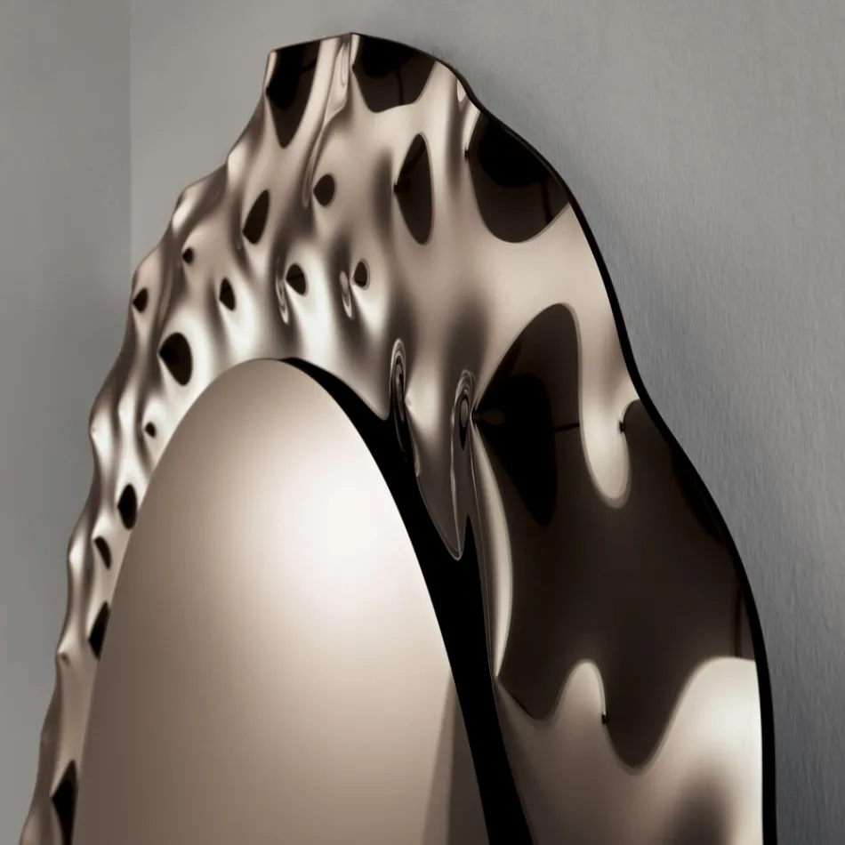 Espejo redondo con marco de cristal ondulado, fabricado en Italia - Adelma Viadurini