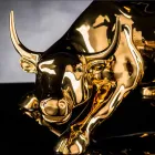 Figura de cerámica hecha a mano en forma de toro Made in Italy - Bulino Viadurini