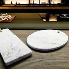 Tabla de cortar de mármol blanco de Carrara de diseño redondo Made in Italy - Masha Viadurini