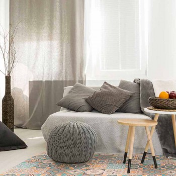 Alfombra moderna rectangular de vinilo de colores para sala de estar - Frisca