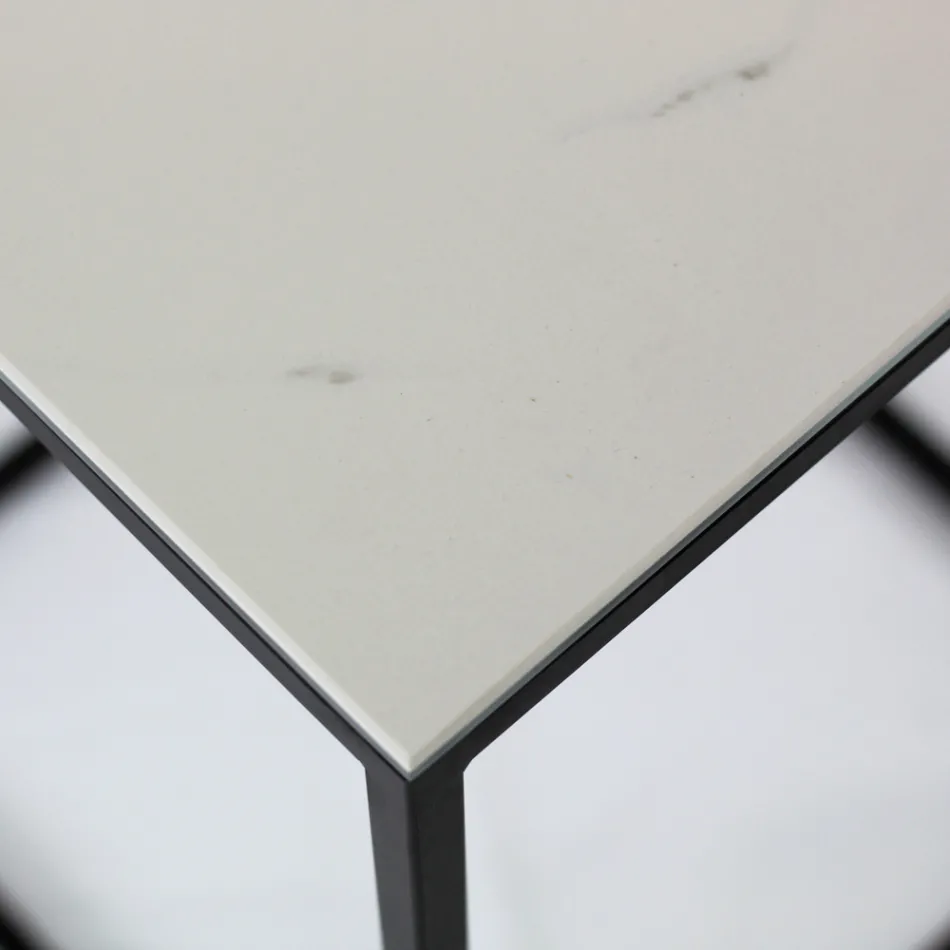 Mesa de centro de gres y base de acero Made in Italy - Birba Viadurini