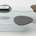 Mesa de centro de vidrio con 3 tableros con formas de colores - Dapy Viadurini