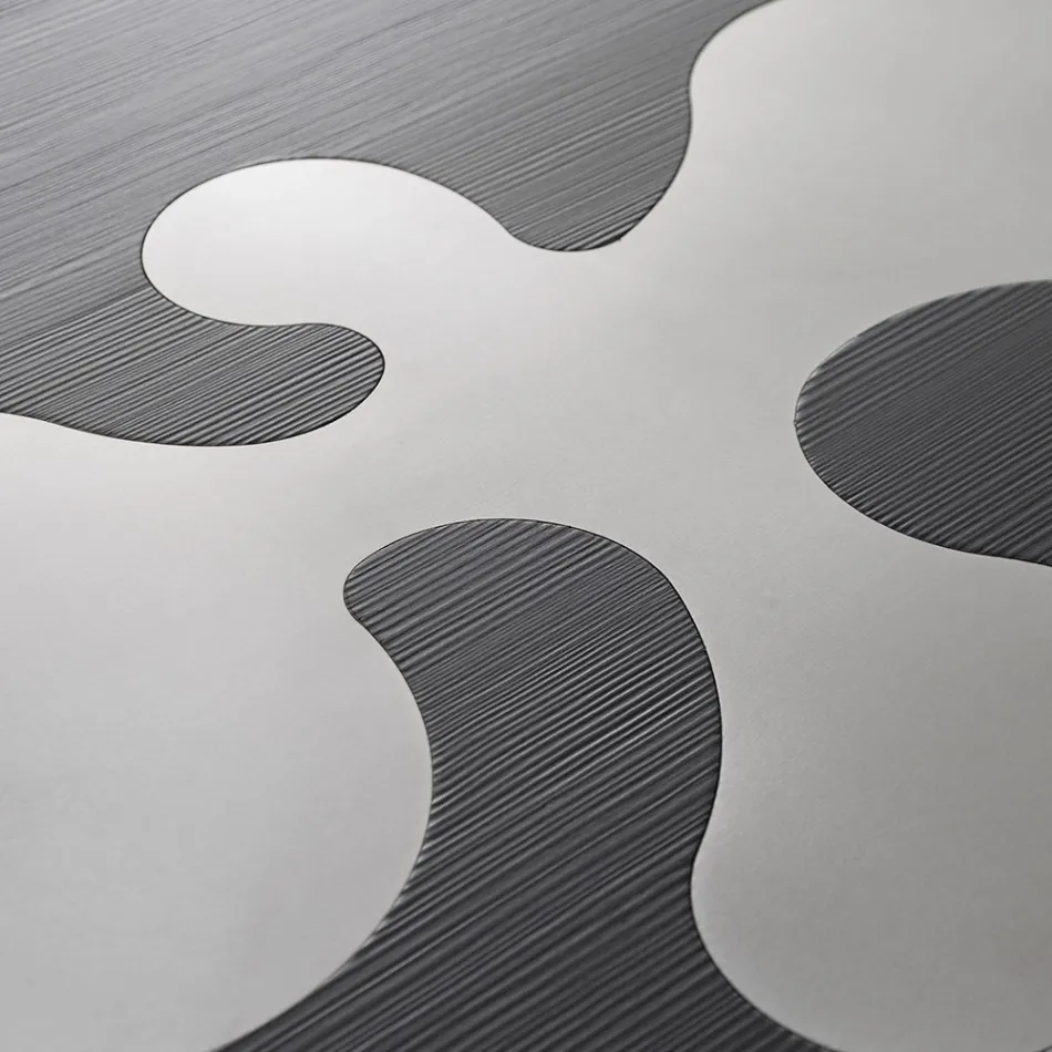 Mesa de centro de alerce lacado en negro con inserciones de acero inoxidable satinado - Vergine Viadurini