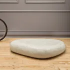 Mesa de centro moderna en piedra fósil moldeada - Beth Viadurini