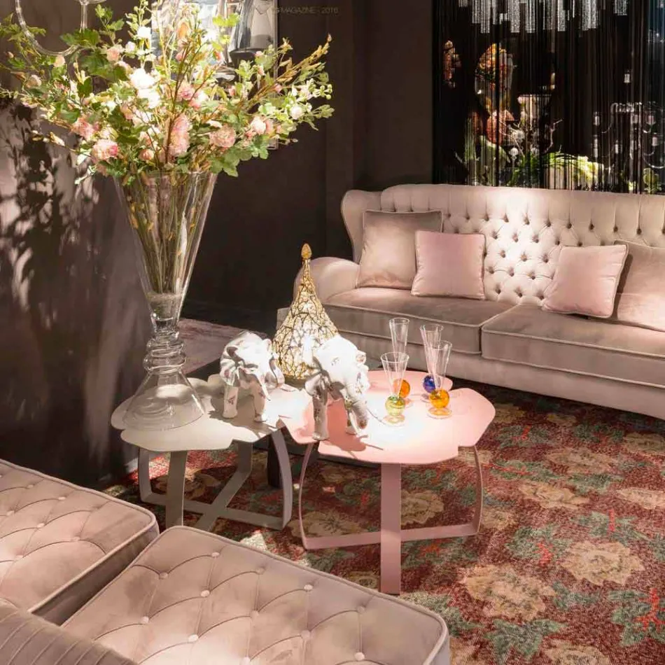 Moderna mesa de metal flor cortada con láser de forma Andy Viadurini