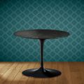 Mesa de centro Tulip de Eero Saarinen, 104 cm de altura, cerámica Somnia, fabricada en Italia - Escarlata