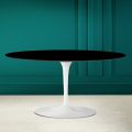 Mesita ovalada Tulip Saarinen Alt. 41 en negro absoluto Made in Italy - Scarlet