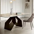 Mesa de 210x110 cm con tablero cerámico efecto mármol y base metálica - Adriano Viadurini