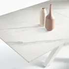 Mesa extensible de 180/240 x 100 cm en piedra sinterizada con efecto mármol - Loggia Viadurini