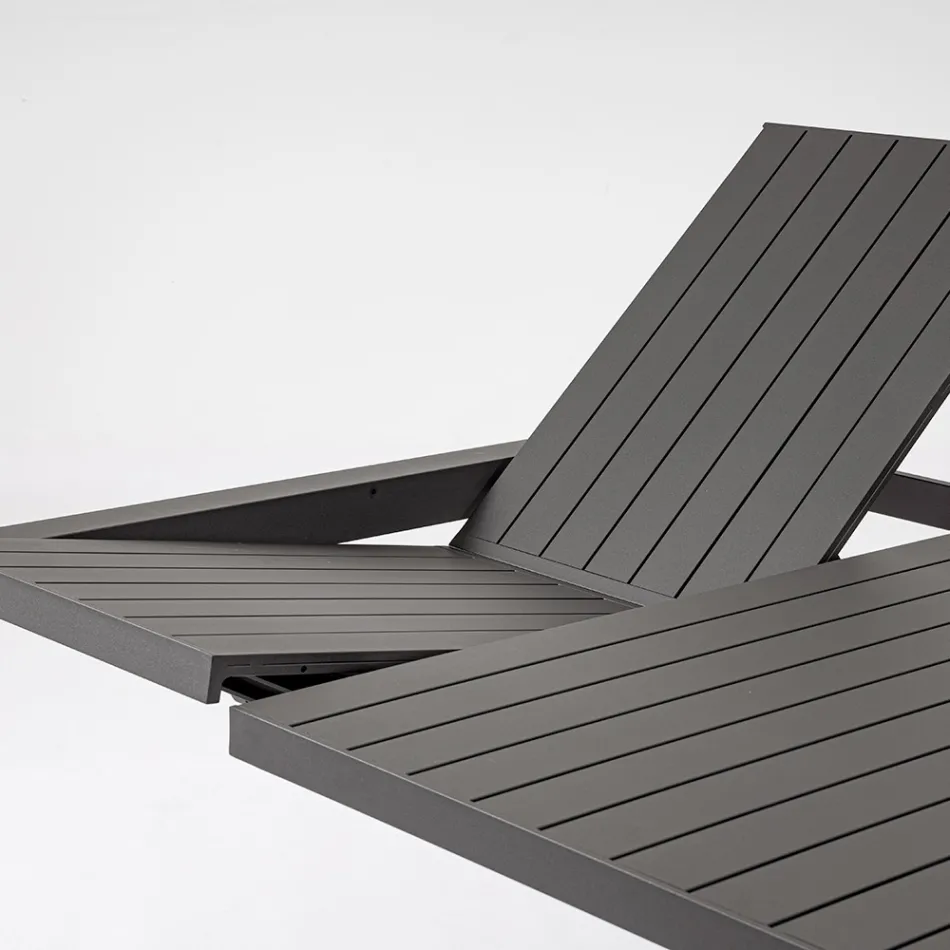 Mesa extensible hasta 149 cm en aluminio pintado en polvo - Need Viadurini