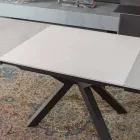 Mesa de comedor extensible hasta 2,8 m con patas de cerámica y metal - Paoluccio Viadurini