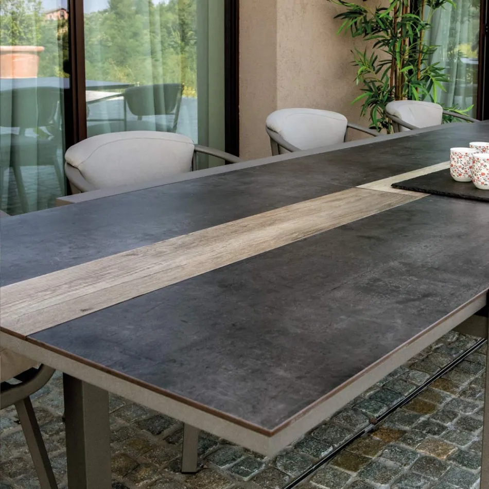 Mesa extensible 300 cm en aluminio con inserto HPL - Righello Viadurini