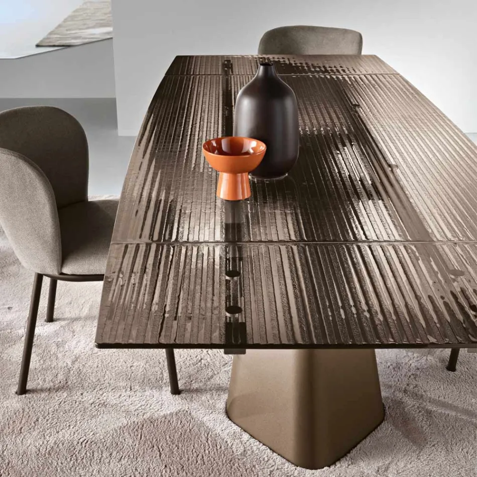 Mesa extensible de hasta 240 cm en cristal estriado transparente, fabricada en Italia - Talete Viadurini