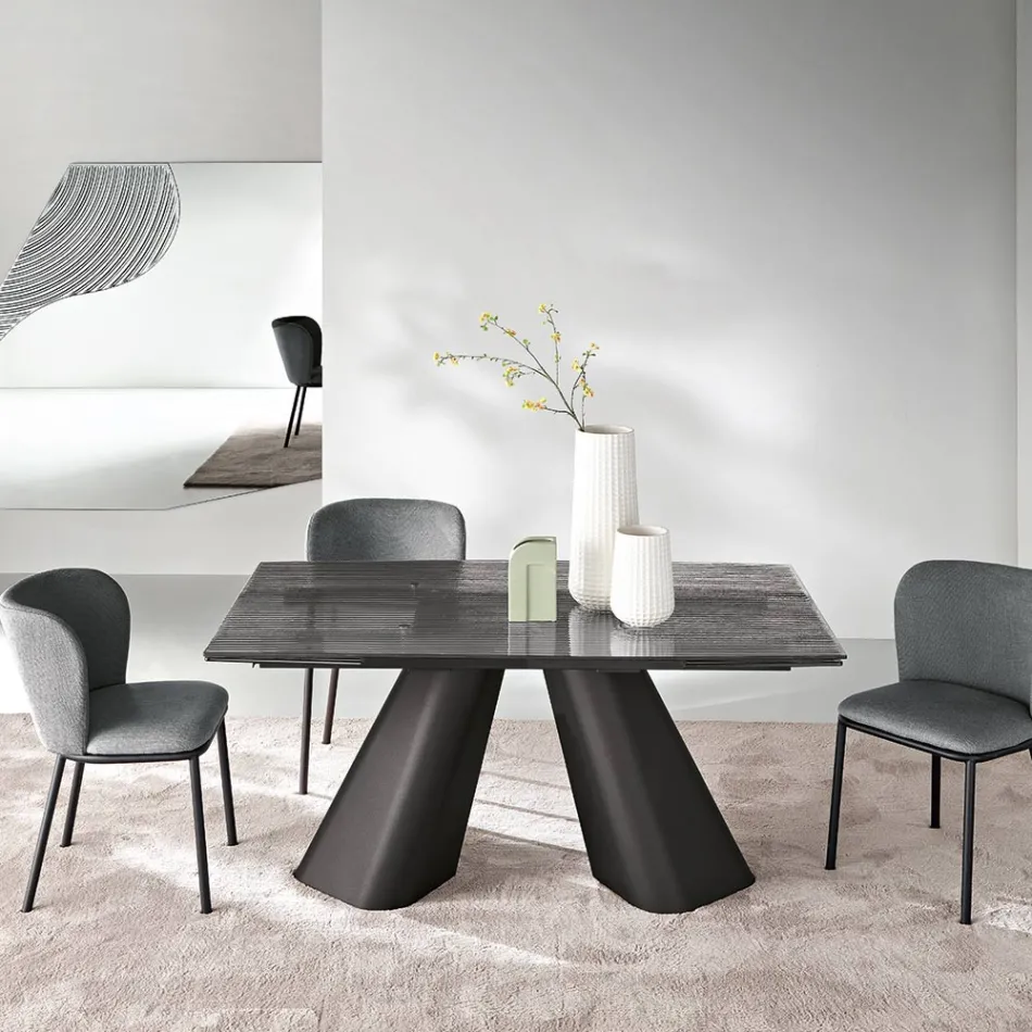 Mesa extensible de hasta 240 cm en cristal estriado transparente, fabricada en Italia - Talete Viadurini