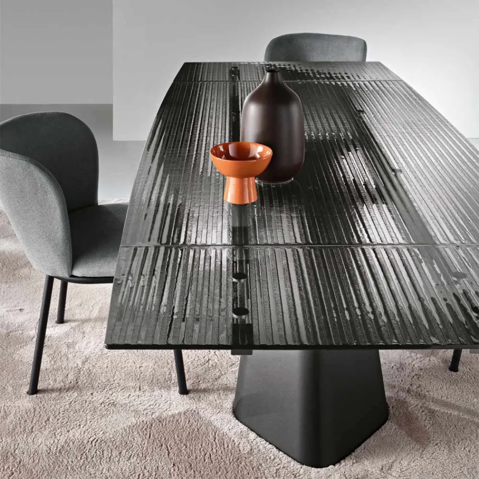 Mesa extensible de hasta 240 cm en cristal estriado transparente, fabricada en Italia - Talete Viadurini