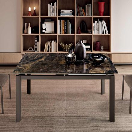Mesa extensible de gres porcelánico con base de metal pintado - Arko Viadurini