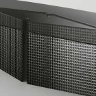 Mesa con tapa de cristal perfilado y base de vidrio fundido y metal - Foglietto Viadurini