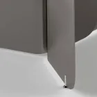 Mesa con tapa de cristal perfilado y base de metal curvada - Piacere Viadurini