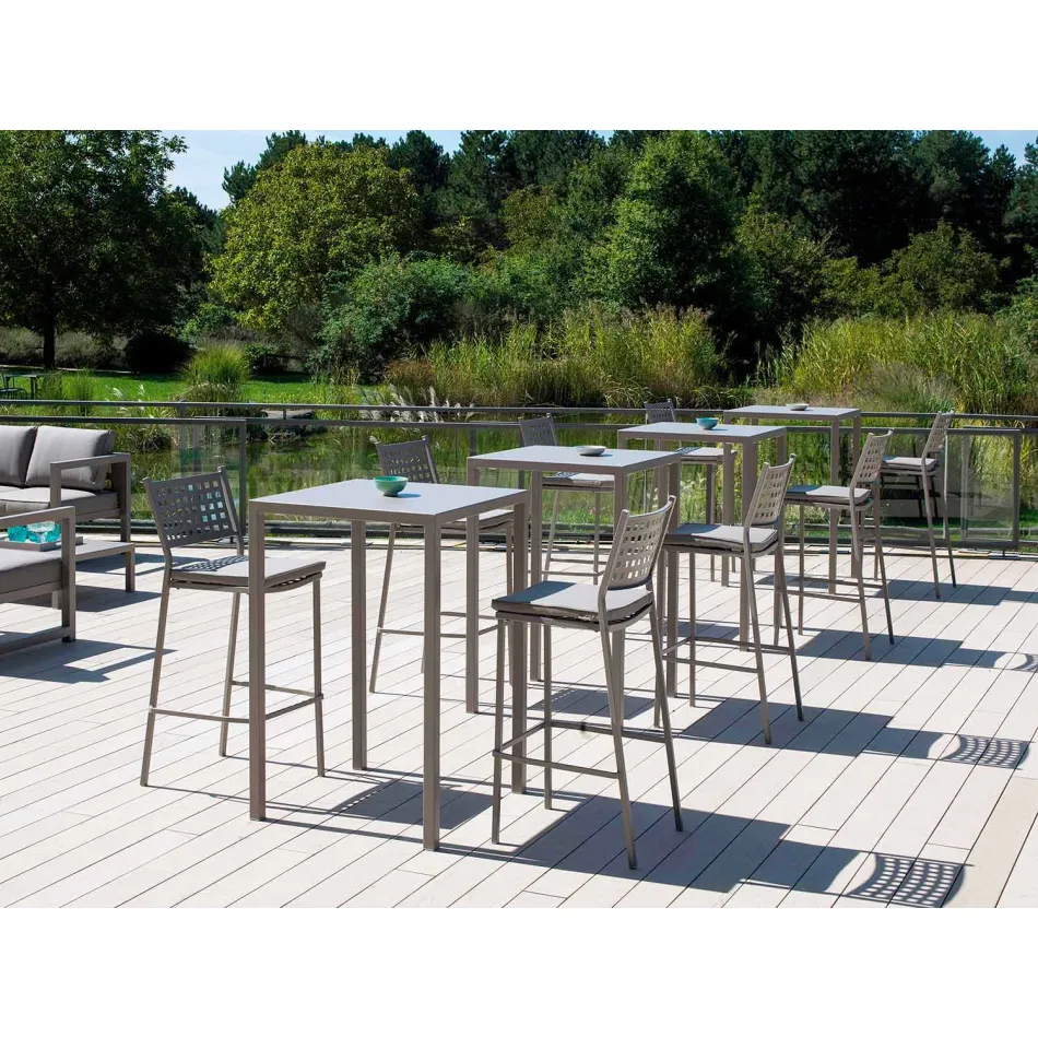 Mesa de bar cuadrada en metal pintado Made in Italy - Cuba Viadurini