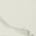 Mesa de exterior con base de madera y tapa de cerámica Calacatta Oro - Infinity Viadurini