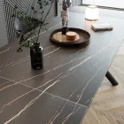 Mesa de comedor extensible (200/230 cm) de cristal, cerámica y metal - Naisha Viadurini