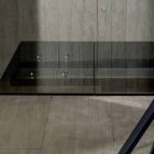 Mesa de comedor extensible hasta 240 cm en vidrio templado ahumado negro - Fener Viadurini