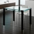Mesa de comedor extensible de cristal extraclaro y metal, fabricada en Italia – Sopot 