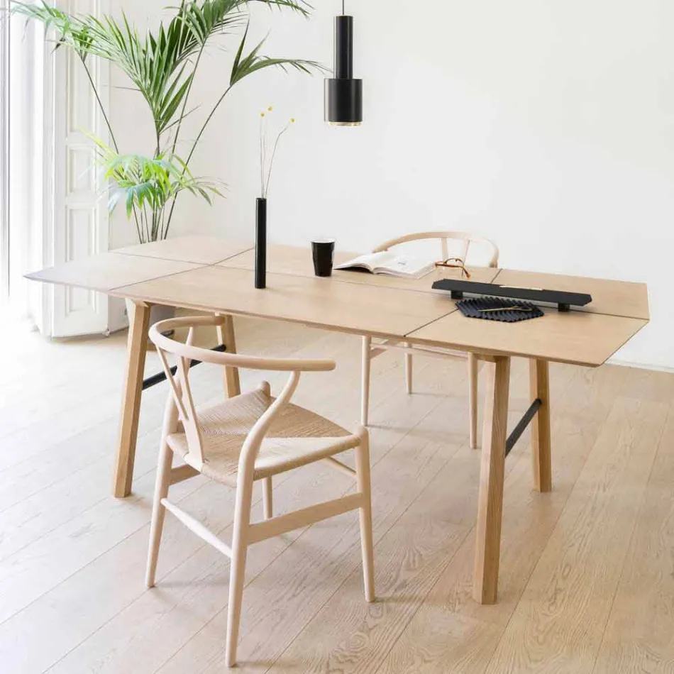 Mesa de comedor moderna de madera de fresno con detalles negros o dorados - Andria Viadurini