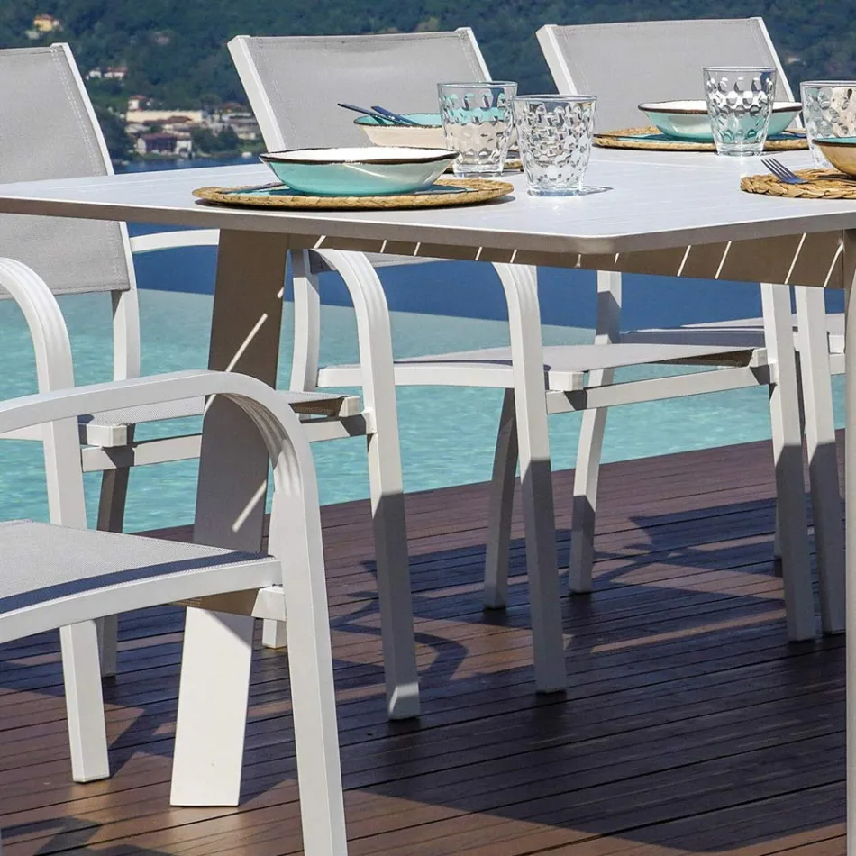 Mesa de comedor exterior extensible de hasta 240 cm en aluminio - Levanto Viadurini