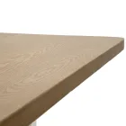 Mesa de comedor rectangular de madera decorada con líneas en relieve - Rachel Viadurini