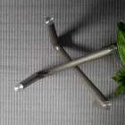 Mesa de comedor redonda en vidrio transparente y patas de poliuretano - Stalto Viadurini