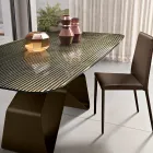 Mesa fija de 210x110 cm con tablero de cristal acanalado y base metálica - Adriano Viadurini