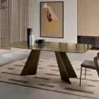 Mesa fija con base de metal y tablero de cristal acanalado, fabricada en Italia - Lumo Viadurini