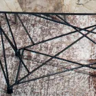 Mesa fija con tapa de cerámica barril y base de acero Made in Italy - Ezzellino Viadurini