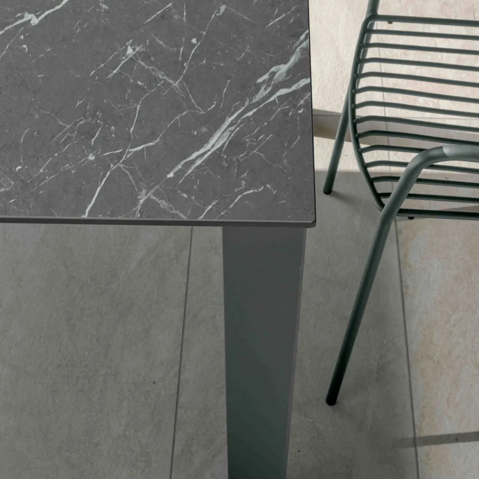 Mesa Fija Exterior en Hpl Alicante y Base Metal Fabricada en Italia - Carl Viadurini