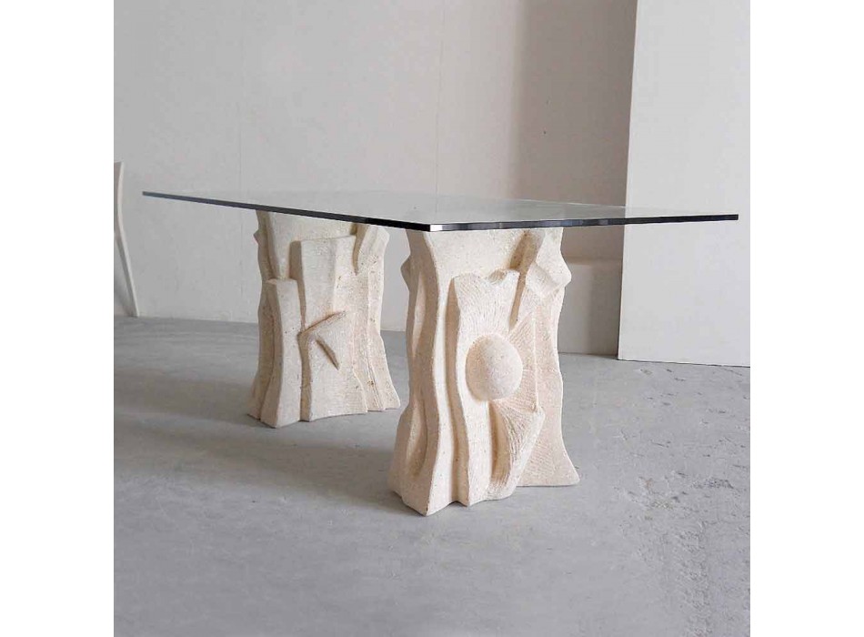 mesa de piedra con un diseño moderno de cristal de Príamo Viadurini