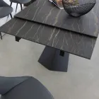 Mesa de Comedor Extensible Hasta 270 cms con Sobre de Cristal Cerámico - Trasimeno Viadurini