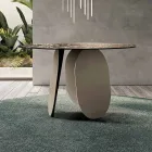 Mesa redonda de cristal martillado con reverso plateado, fabricada en Italia - Almo Viadurini