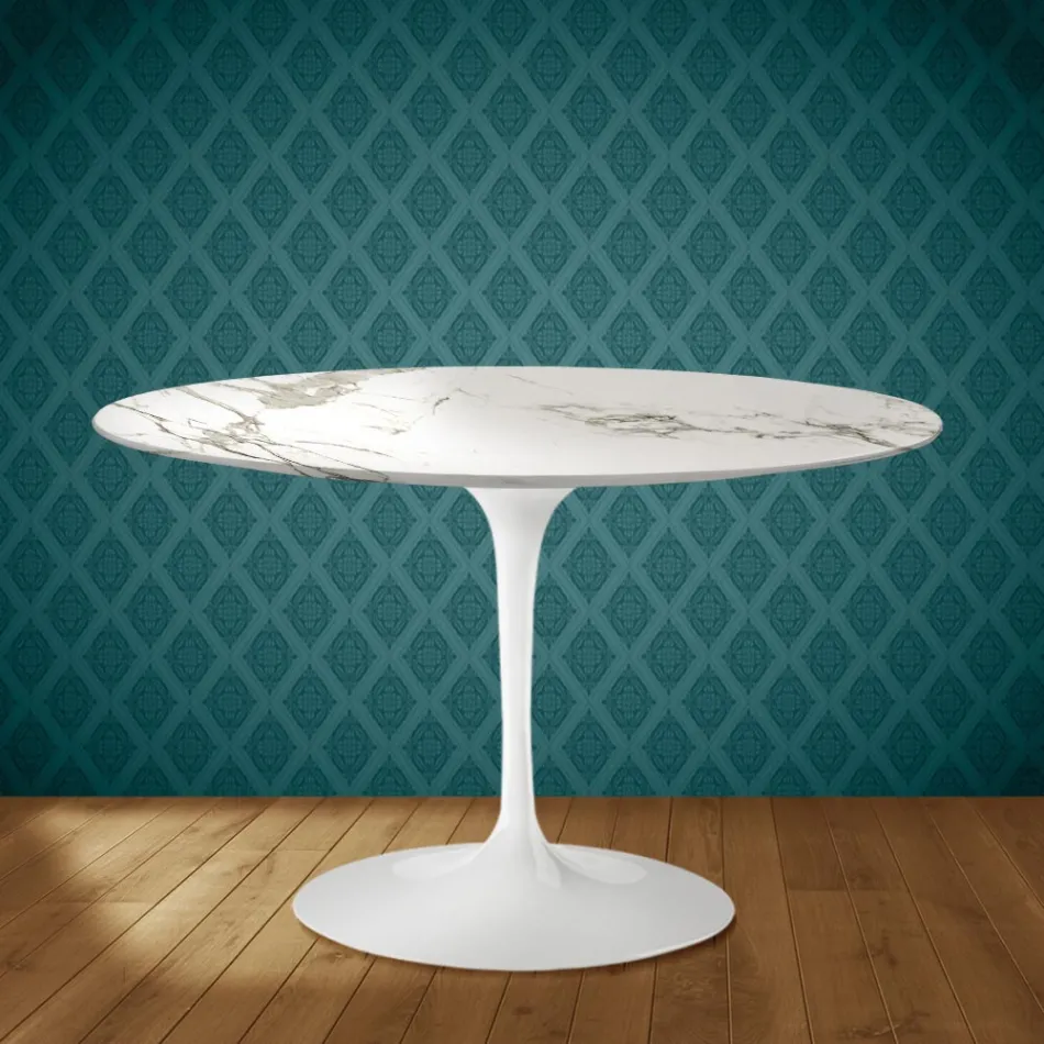Mesa Tulipán de Eero Saarinen, 74 pulgadas de alto, cerámica Aura 22, fabricada en Italia - Escarlata Viadurini