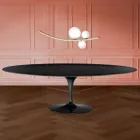 Mesa Tulipán de Eero Saarinen, 74 cm de altura, ovalada, en laminado líquido, fabricada en Italia - Escarlata Viadurini