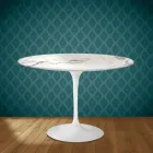 Mesa Tulip de Eero Saarinen, redonda, de 74 cm de altura, en cerámica Aura 22, fabricada en Italia - Escarlata Viadurini