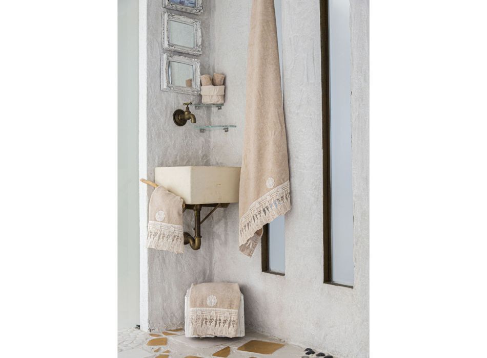 Toalla de baño italiana de felpa de algodón de lujo con encaje de borlas - Arafico Viadurini