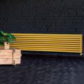 Radiador hidráulico con triple serie de elementos horizontales Made in Italy - Caramella